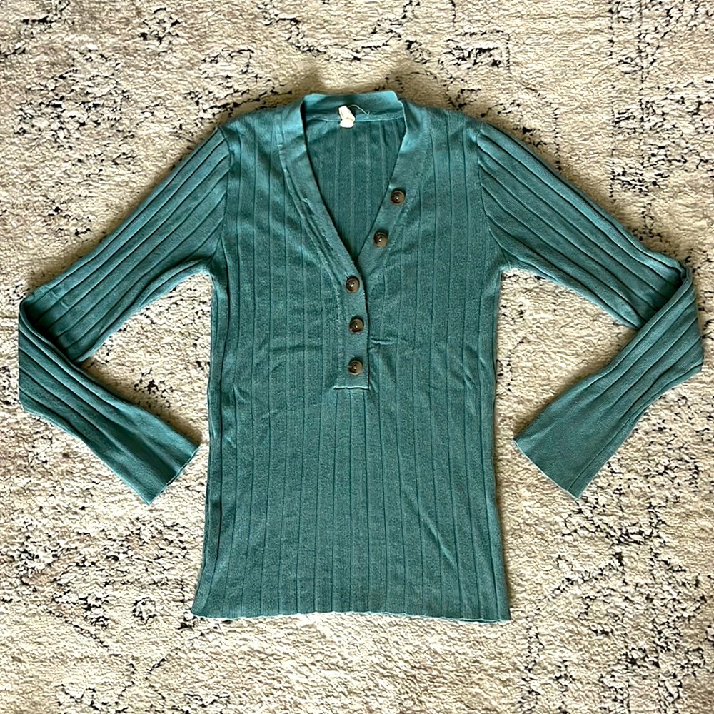 Teal blue fitted sweater